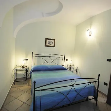 Isorella